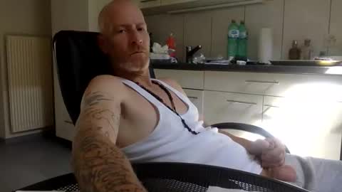 kingsize online show from September 12, 10:48 am