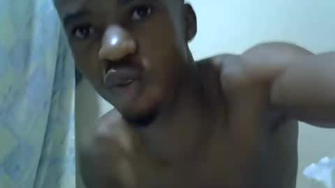 kingsleeee online show from April 27, 5:26 am