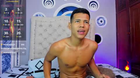 Snapshot of kingstark_ chatting on October 6, 2:44 pm sebastian online show from October 6, 2:44 pm