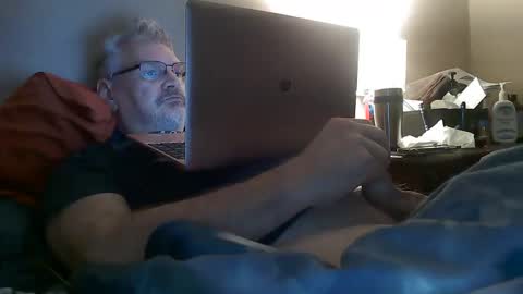 Snapshot of kingtongue10 chatting on February 23, 12:21 pm kingtongue10 online show from February 23, 12:21 pm