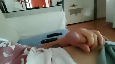 kini8278 online show from October 6, 8:08 am