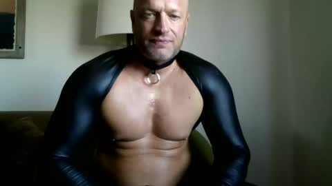Kink Sub online show from January 1, 5:44 pm
