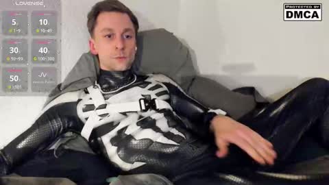 kinky_spidey online show from March 22, 5:51 pm