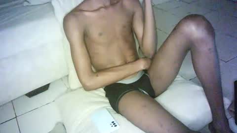 Snapshot of kinkybby_ chatting on February 26, 3:41 pm kinkybby_ online show from February 26, 3:41 pm