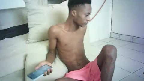 Snapshot of kinkybby_ chatting on March 2, 10:05 am kinkybby_ online show from March 2, 10:05 am