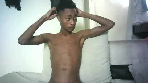 Snapshot of kinkybby_ chatting on February 28, 11:58 am kinkybby_ online show from February 28, 11:58 am