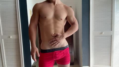 kinkybuffboy online show from January 8, 4:44 pm