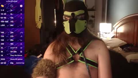 Snapshot of kinkywolf87 chatting on October 19, 9:40 pm kinkywolf87 online show from October 19, 9:40 pm