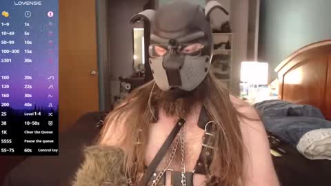 Snapshot of kinkywolf87 chatting on January 4, 6:19 pm kinkywolf87 online show from January 4, 6:19 pm