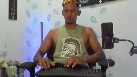 kiran_01 online show from October 28, 11:18 pm