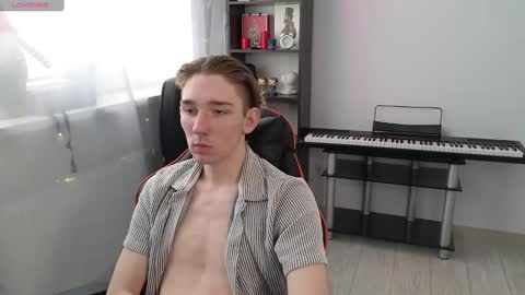 Snapshot of kirill_20_cm chatting on February 25, 12:24 pm Kirill and Andrey online show from February 25, 12:24 pm