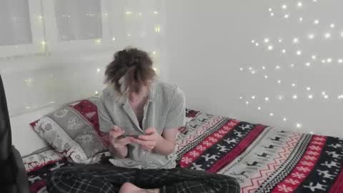 Snapshot of kirill_20_cm chatting on December 30, 7:42 pm Kirill and Andrey online show from December 30, 7:42 pm