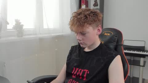 Snapshot of kirill_20_cm chatting on January 31, 11:35 am Kirill and Andrey online show from January 31, 11:35 am