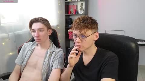 Snapshot of kirill_20_cm chatting on February 23, 10:23 am Kirill and Andrey online show from February 23, 10:23 am
