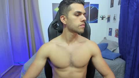 Snapshot of kiritosexhot chatting on February 1, 2:58 am Jacob online show from February 1, 2:58 am