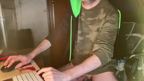 kissofbanned1983 online show from March 11, 4:47 pm