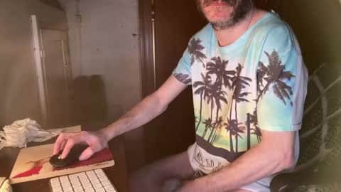 kissofbanned1983 online show from April 28, 8:02 pm