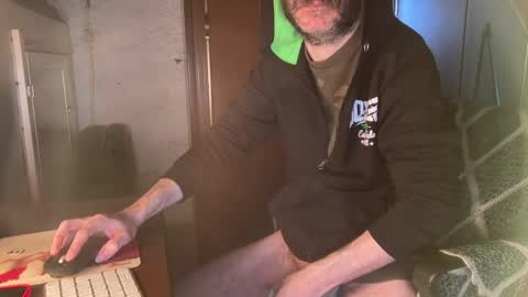 kissofbanned1983 online show from May 16, 10:36 am