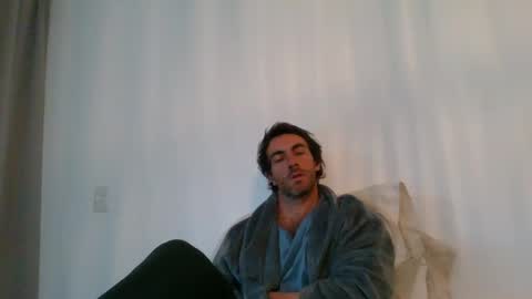 Snapshot of kitosssss chatting on September 19, 9:47 pm Steve Cocks online show from September 19, 9:47 pm