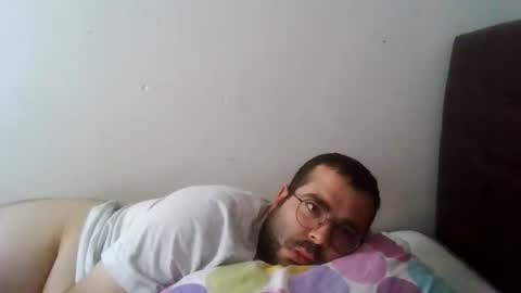 kkadam1 online show from October 4, 6:18 am