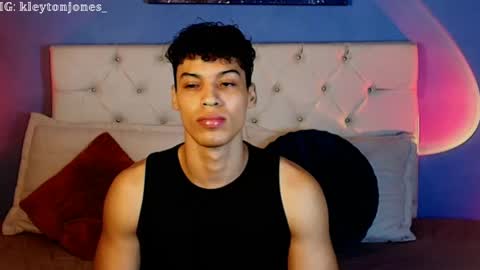 klaton__ online show from May 5, 12:01 am