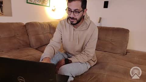 Snapshot of klein_jeremy chatting on October 8, 3:27 pm Jeremyz online show from October 8, 3:27 pm
