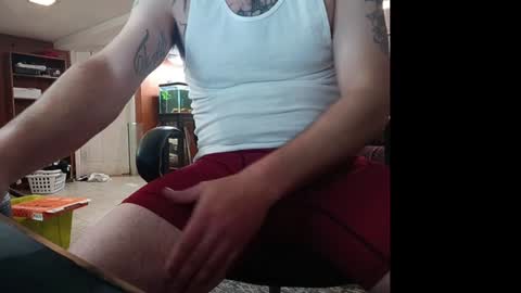 Snapshot of klou502 chatting on January 10, 3:48 pm LOUiViLAN online show from January 10, 3:48 pm