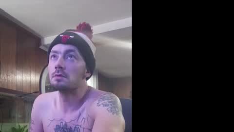 LOUiViLAN online show from January 6, 7:07 pm