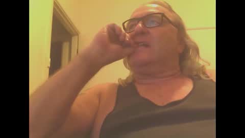Snapshot of knobout chatting on January 30, 11:22 am knobout online show from January 30, 11:22 am