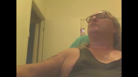 Snapshot of knobout chatting on February 9, 7:38 am knobout online show from February 9, 7:38 am