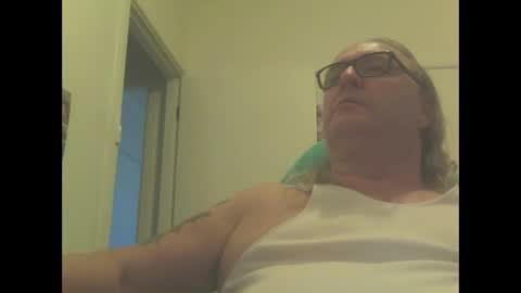 Snapshot of knobout chatting on February 17, 3:58 am knobout online show from February 17, 3:58 am