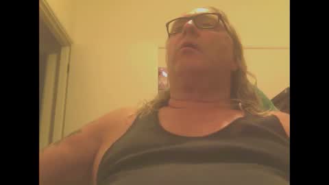 Snapshot of knobout chatting on January 27, 7:56 am knobout online show from January 27, 7:56 am