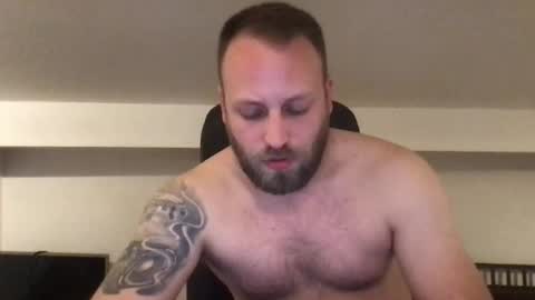 Snapshot of kobasic chatting on February 28, 6:52 pm hugo online show from February 28, 6:52 pm