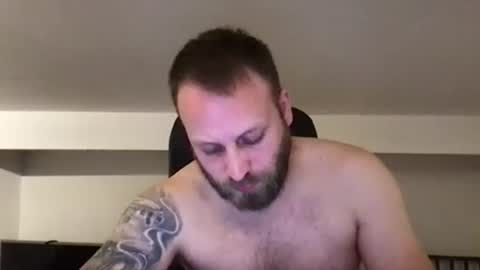 Snapshot of kobasic chatting on February 7, 6:34 pm hugo online show from February 7, 6:34 pm