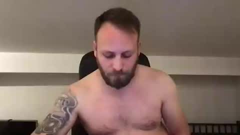 Snapshot of kobasic chatting on December 15, 10:48 pm hugo online show from December 15, 10:48 pm