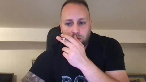 Snapshot of kobasic chatting on October 12, 4:06 am hugo online show from October 12, 4:06 am