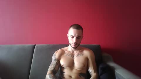 Snapshot of kobegotmeat chatting on January 8, 2:03 pm KOBE online show from January 8, 2:03 pm
