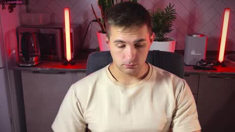 Snapshot of kochka25 chatting on January 10, 7:14 am Sweet boy online show from January 10, 7:14 am