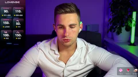 Snapshot of kochka25 chatting on September 14, 3:58 pm Sweet boy online show from September 14, 3:58 pm