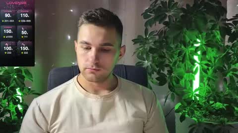 Snapshot of kochka25 chatting on February 12, 7:02 am Sweet boy online show from February 12, 7:02 am