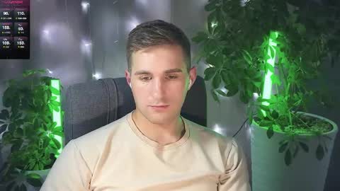 Snapshot of kochka25 chatting on March 7, 9:06 pm Sweet boy online show from March 7, 9:06 pm