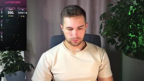Snapshot of kochka25 chatting on February 5, 7:07 am Sweet boy online show from February 5, 7:07 am