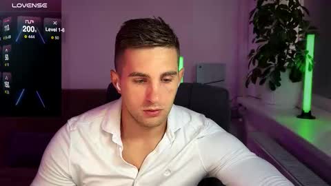 Snapshot of kochka25 chatting on September 13, 8:59 am Sweet boy online show from September 13, 8:59 am