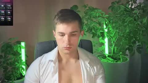 Snapshot of kochka25 chatting on March 12, 8:41 am Sweet boy online show from March 12, 8:41 am