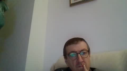 JUAN CARLOS online show from October 16, 7:00 pm