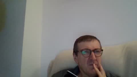 Snapshot of kolesie7 chatting on October 14, 9:44 pm JUAN CARLOS online show from October 14, 9:44 pm