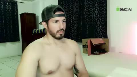 kolombianox online show from May 1, 7:22 am