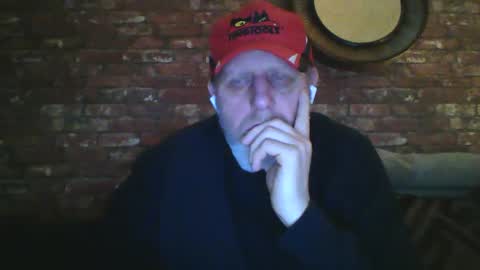 Neil online show from March 2, 7:08 pm