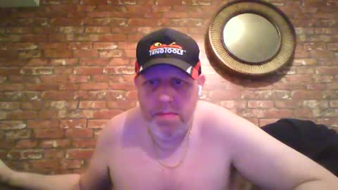 Neil online show from March 10, 10:39 am