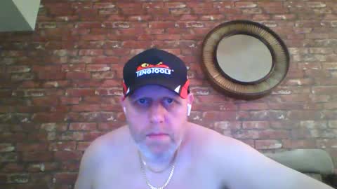 Neil online show from March 9, 4:44 pm